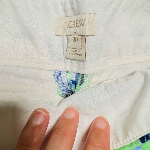 J.Crew Linen Cotton Blend Floral Shorts Green Blue Size 00 - Picture 3 of 4